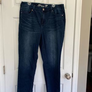Seven7 Skinny Jeans